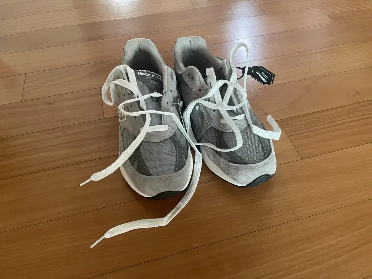 뉴발란스 993 Grey Womens US10 270 (D Wide)